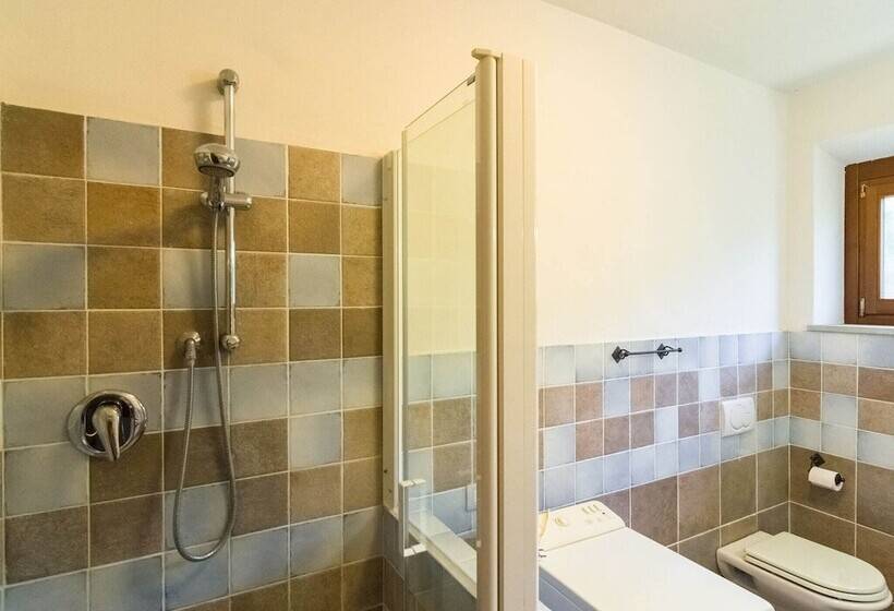 Beautiful Cottage In Dicomano With Swimming Pool