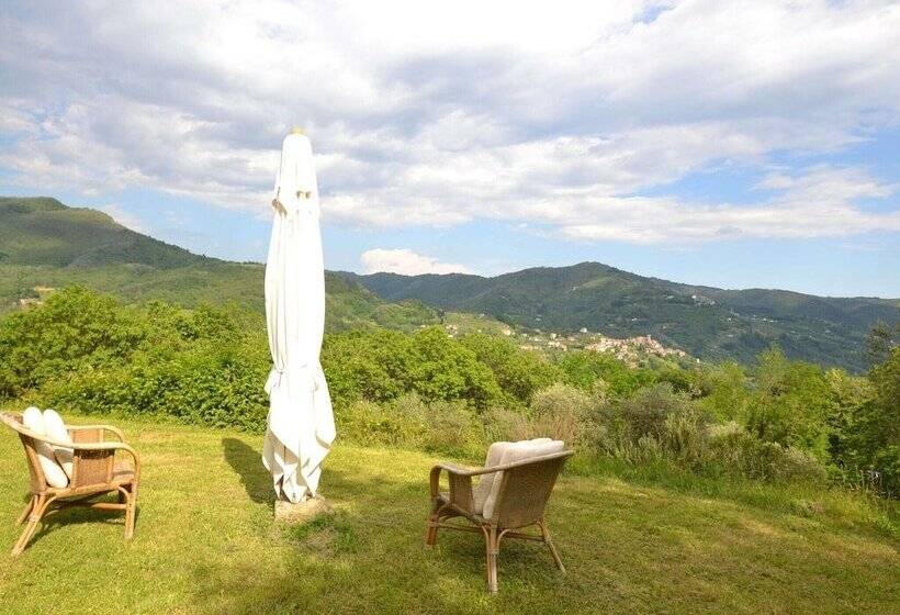 Beautiful Cottage In Pescia With Hot Tub