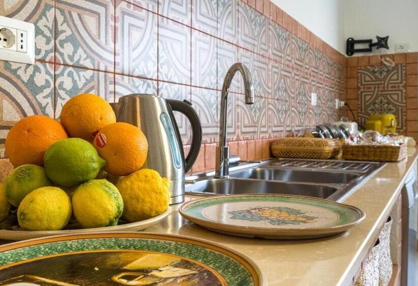 تختخواب و صبحانه Affittacamere Villa Antonio