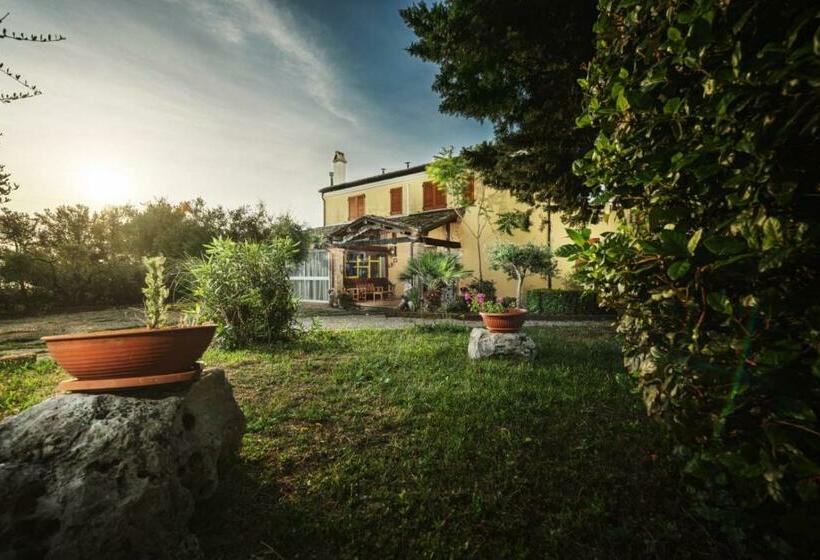 Briciola Di Sole B&b E Ristorante