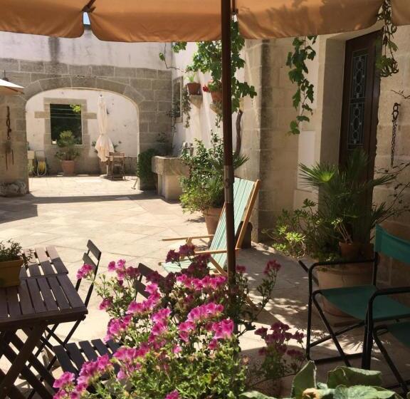 مبيت وإفطار Corte Dei Salentini