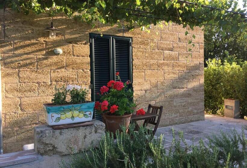 مبيت وإفطار Corte Dei Salentini