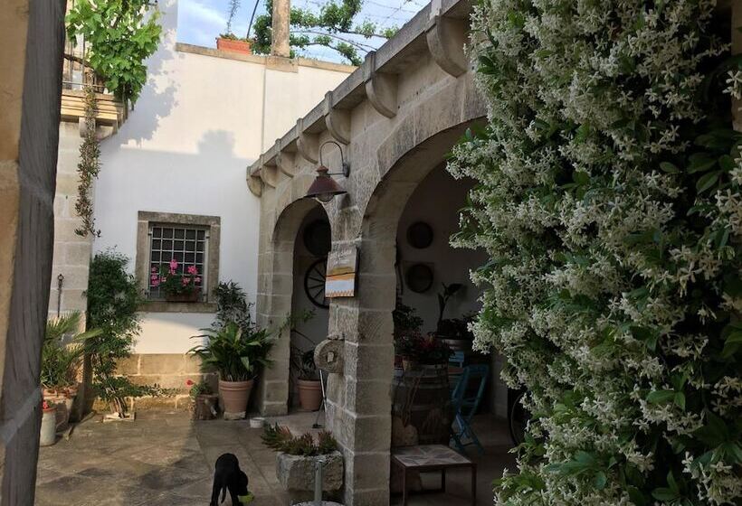 مبيت وإفطار Corte Dei Salentini