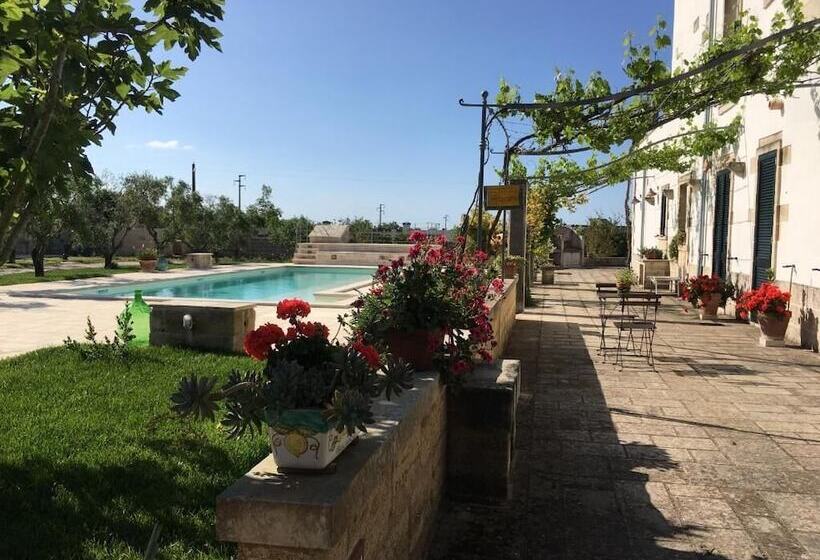 مبيت وإفطار Corte Dei Salentini