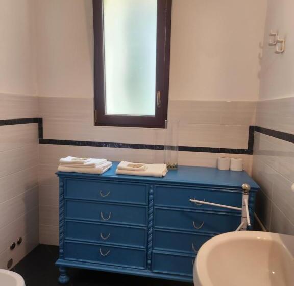 تختخواب و صبحانه Dimora Liberty