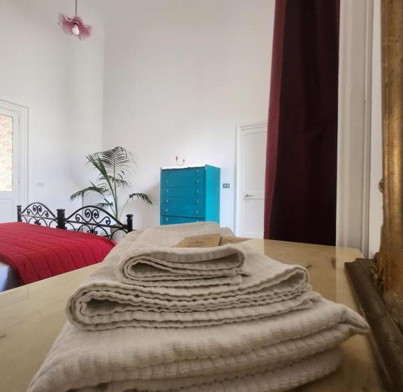 تختخواب و صبحانه Dimora Liberty