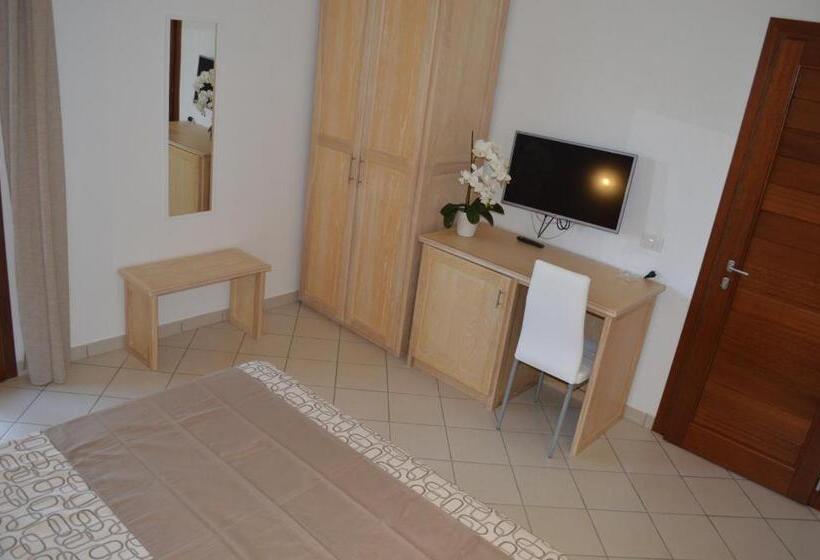 צימר Guest Rooms Affittacamere