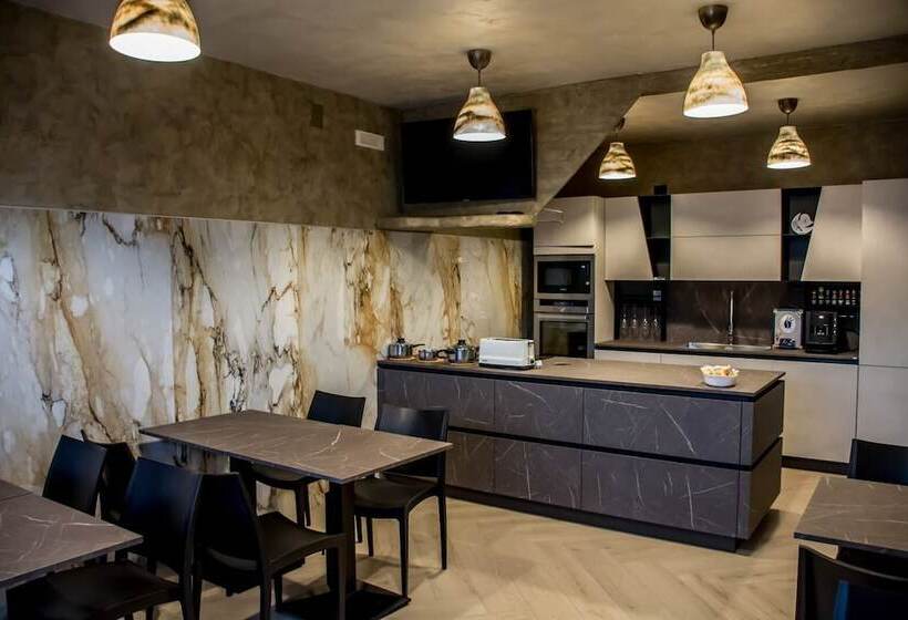 צימר L Antica Quercia