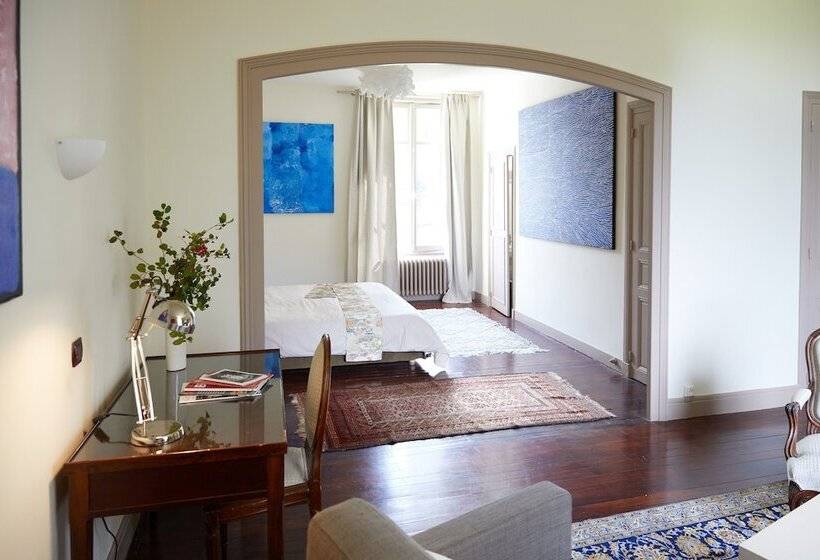 مبيت وإفطار La Jagée