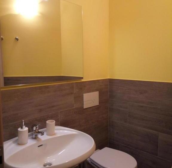 تختخواب و صبحانه La Villa