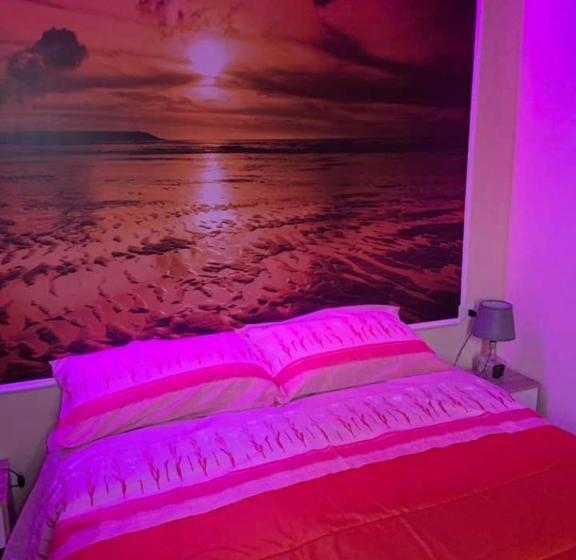 ベッドアンドブレックファースト The Lux