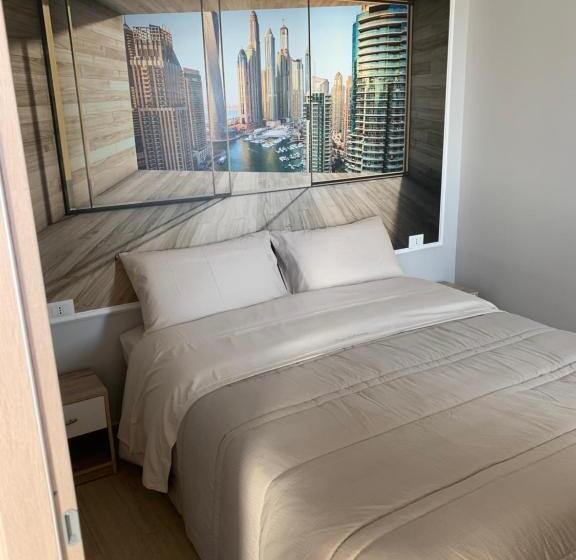 ベッドアンドブレックファースト The Lux