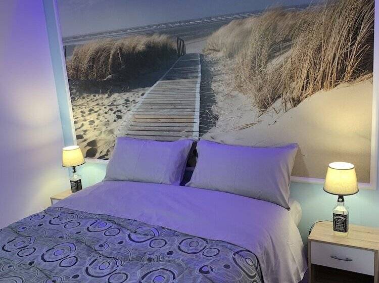 ベッドアンドブレックファースト The Lux