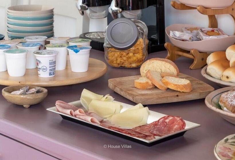 تختخواب و صبحانه Villa Rosaria Rooms