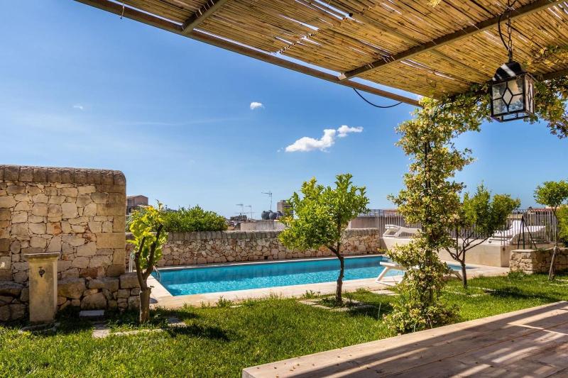 تختخواب و صبحانه Villa Rosaria Rooms