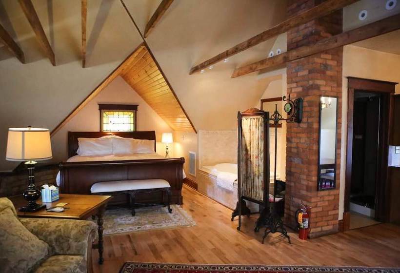 Bed & Breakfast On Broadway