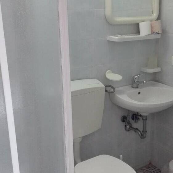 Bed & Breakfast Phenicusa