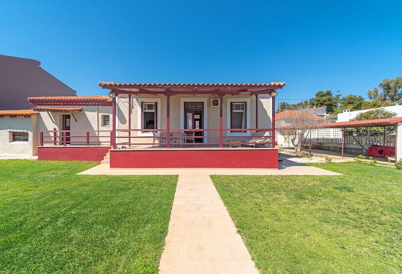 Costa Vasia Suites & Apartments