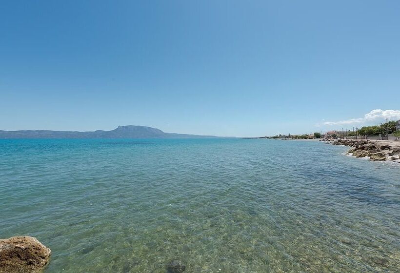 Costa Vasia Suites & Apartments