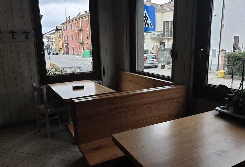 簡易ホテル Albergo Ristorante Italia