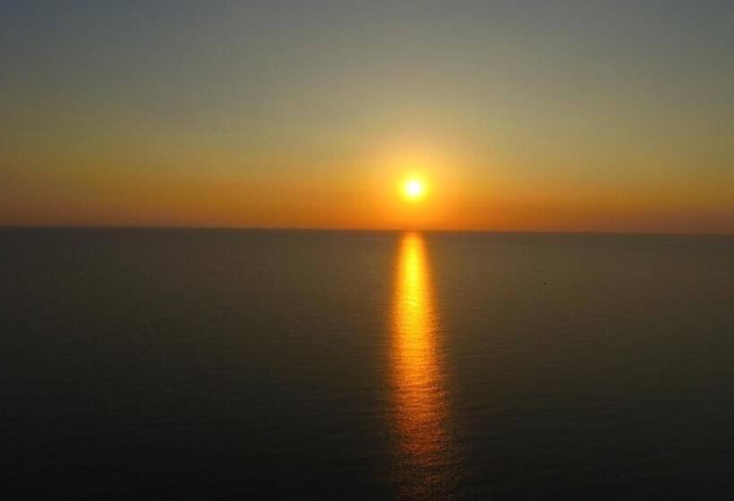 Хостел Torquemada Beach Club