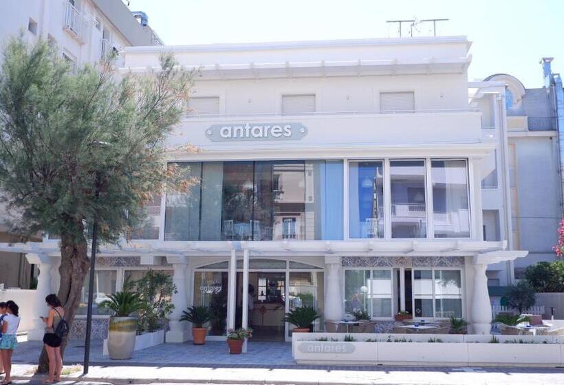 ホテル Antares