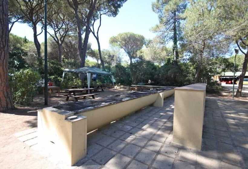 فندق Camping Village Il Sole