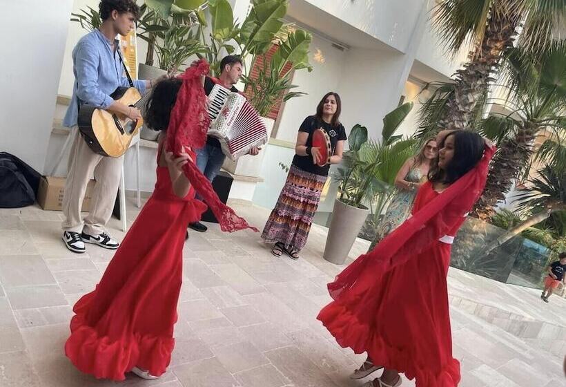 فندق Club Poseidone Beach Resort