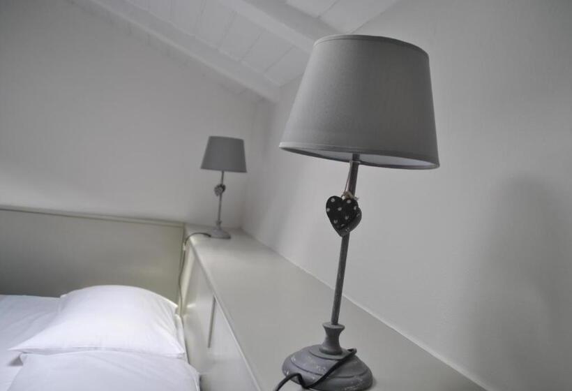 فندق Comano Cattoni Holiday