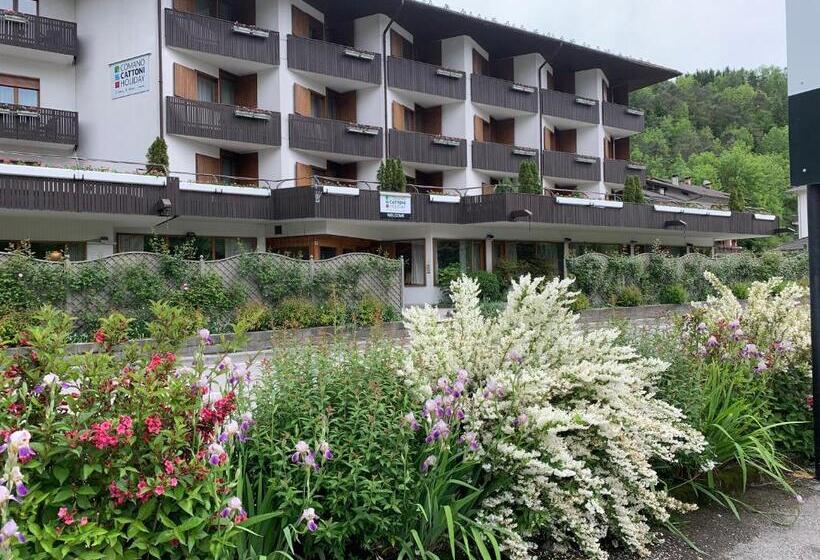 فندق Comano Cattoni Holiday