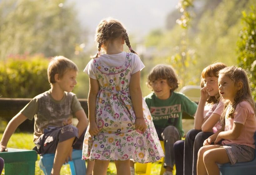 فندق Comano Cattoni Holiday