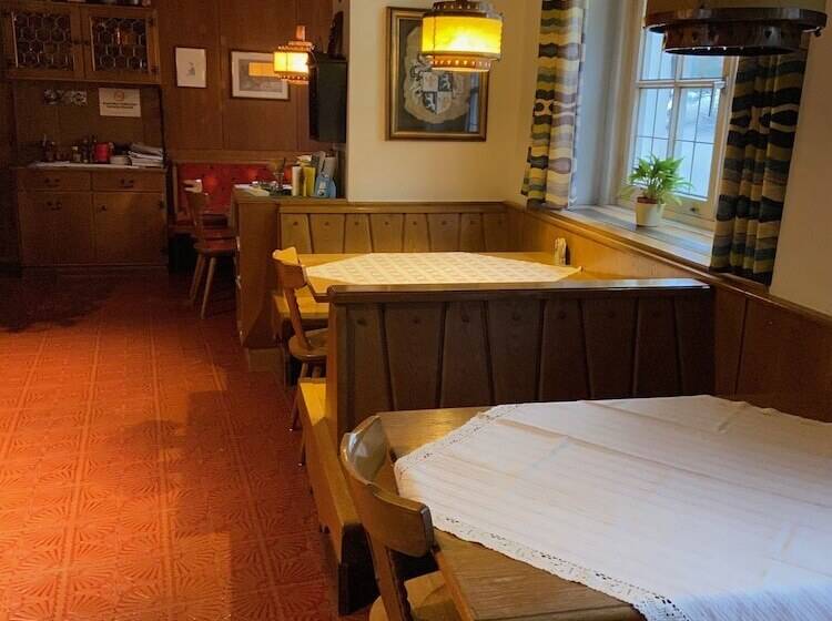 هتل Gasthof Albergo Ressmair