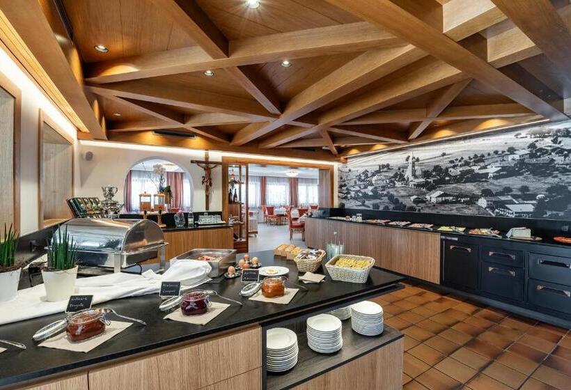 בית מלון כפרי Langhof