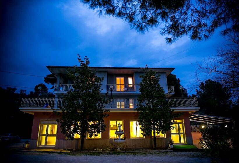 בית מלון כפרי Primo Sole