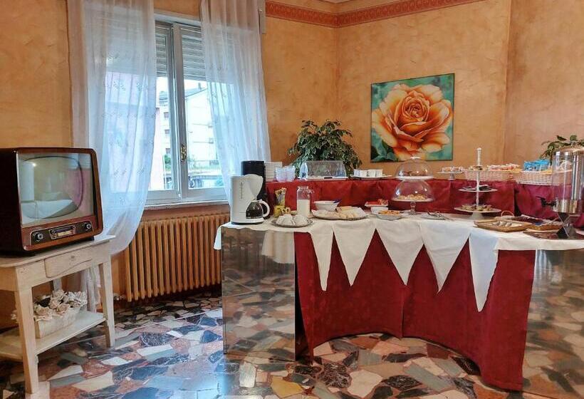 فندق Residence Sant'anna