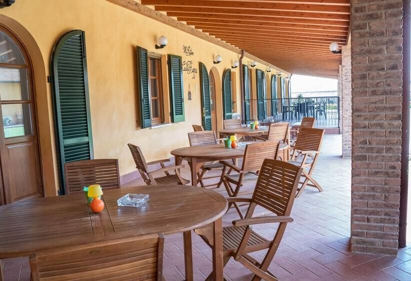 هتل روستایی Borgo Bernabei