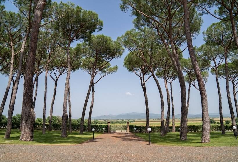 هتل روستایی Borgo Bernabei