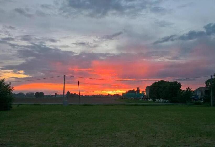 田舎風ホテル Agriturismo Cipolli E Podò Corte Carlini