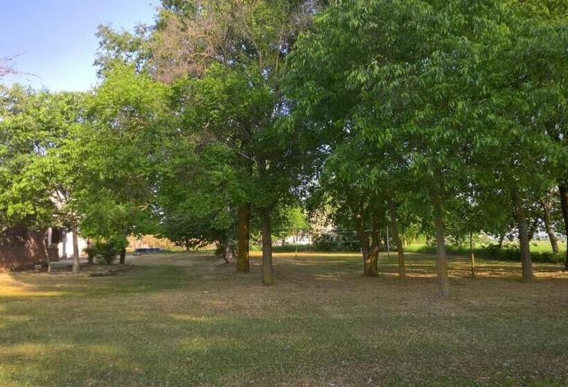 田舎風ホテル Agriturismo Cipolli E Podò Corte Carlini