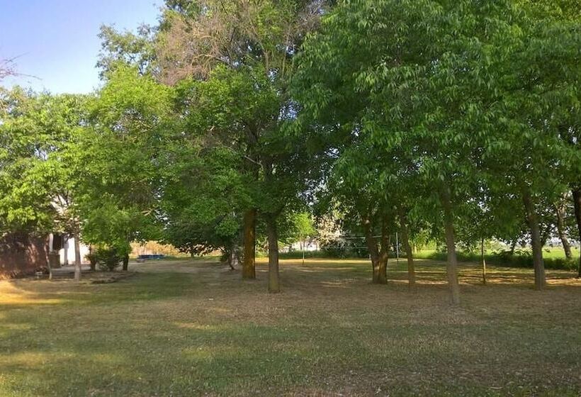 田舎風ホテル Agriturismo Cipolli E Podò Corte Carlini