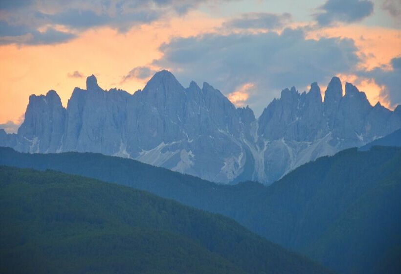 فندق ريفى Agriturismo Gfaderhof Ferienwohnungen