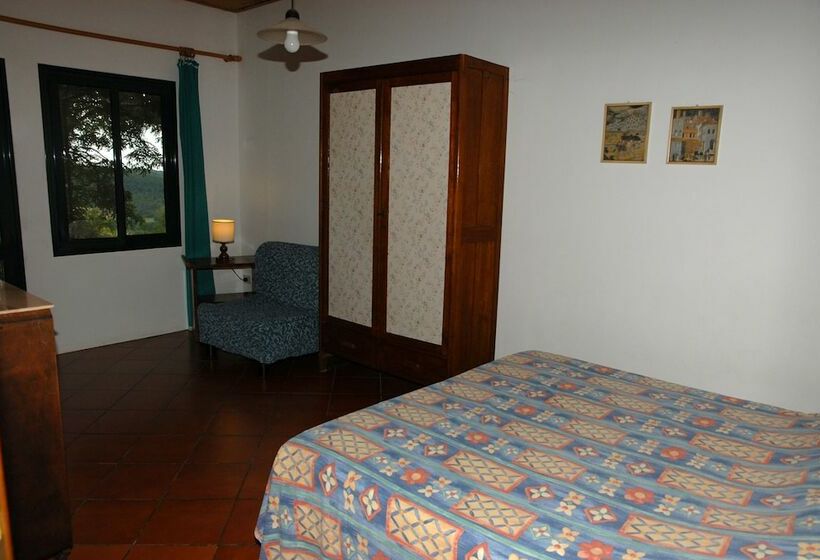 בית מלון כפרי Agriturismo Le Serre