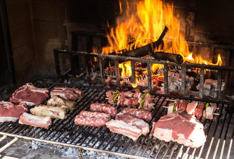 فندق ريفى Casolare La Quercia