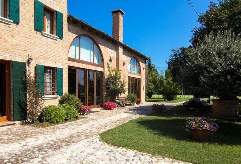 בית מלון כפרי Casolare La Quercia