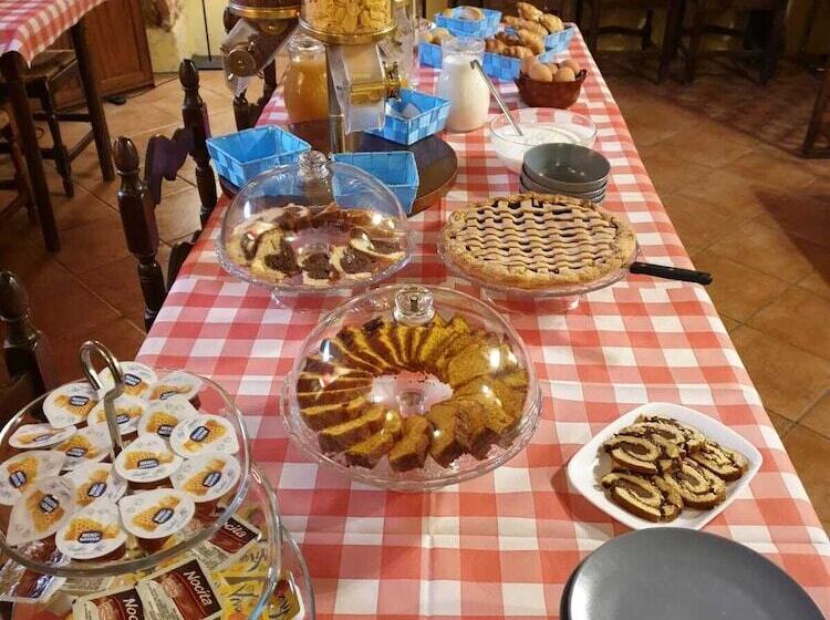 Сельский отель Fattoria Di Fiocina