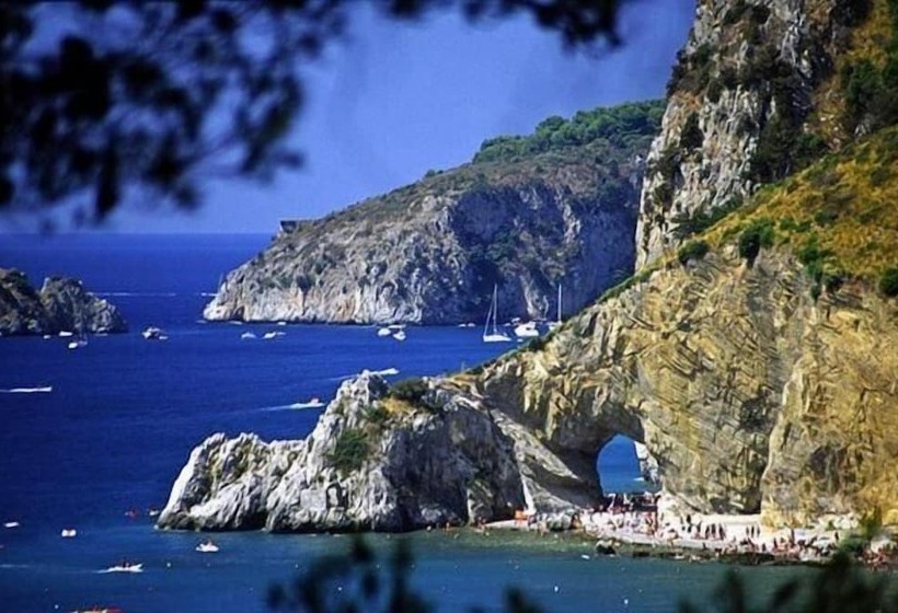 교외 호텔 Santa Pigna Country House