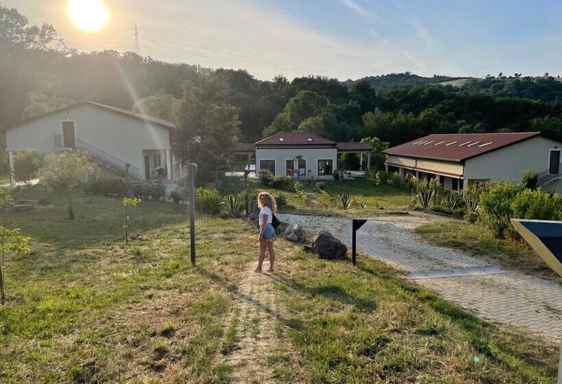 교외 호텔 Santa Pigna Country House