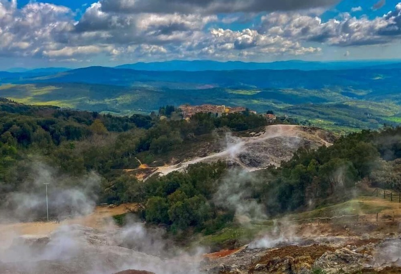 فندق ريفى Tenuta Il Sassone   Wine & Food