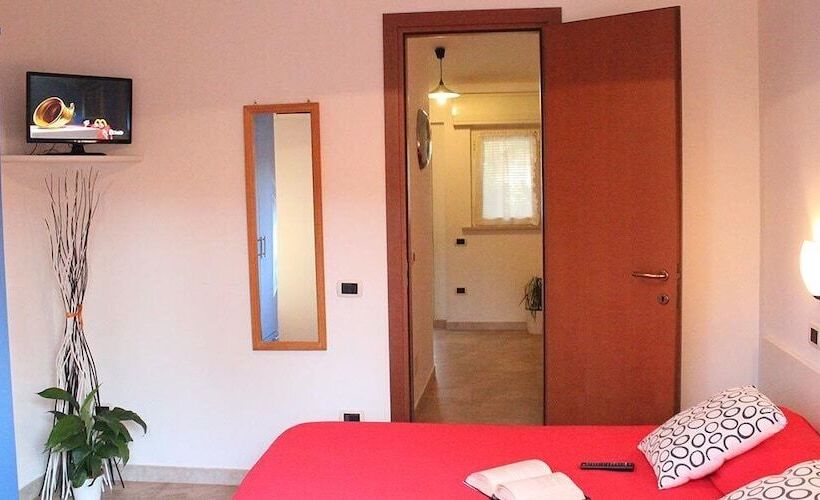 Отель Villaggio Camping Costa Verde