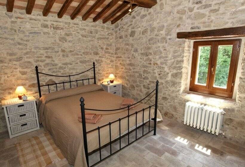 Luxury Cottage In Lisciano Niccone Umbria With Swimming Pool